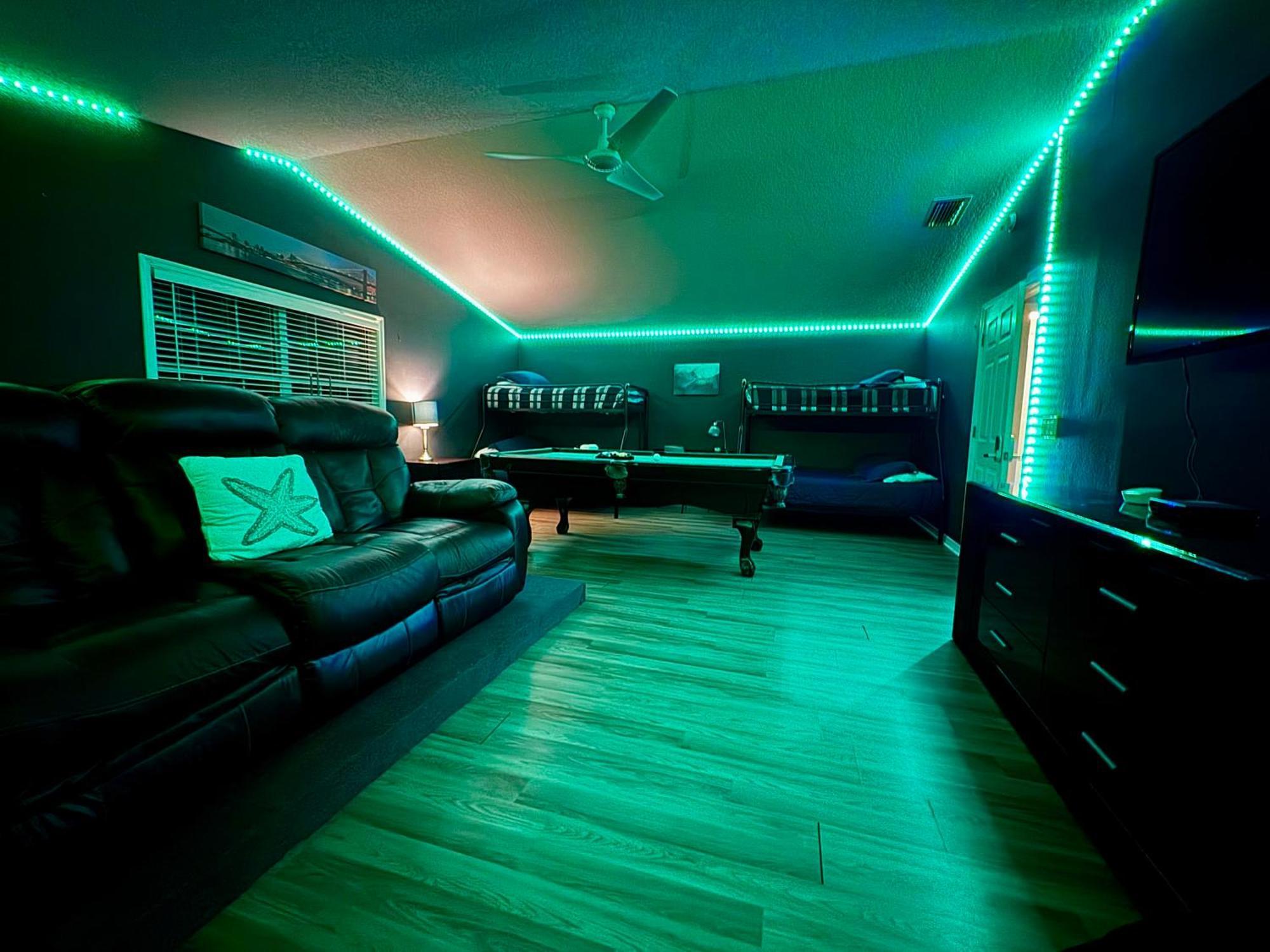 Spacious Lakefront House With Pool, Hottub, & Boating ออร์ลันโด ภายนอก รูปภาพ