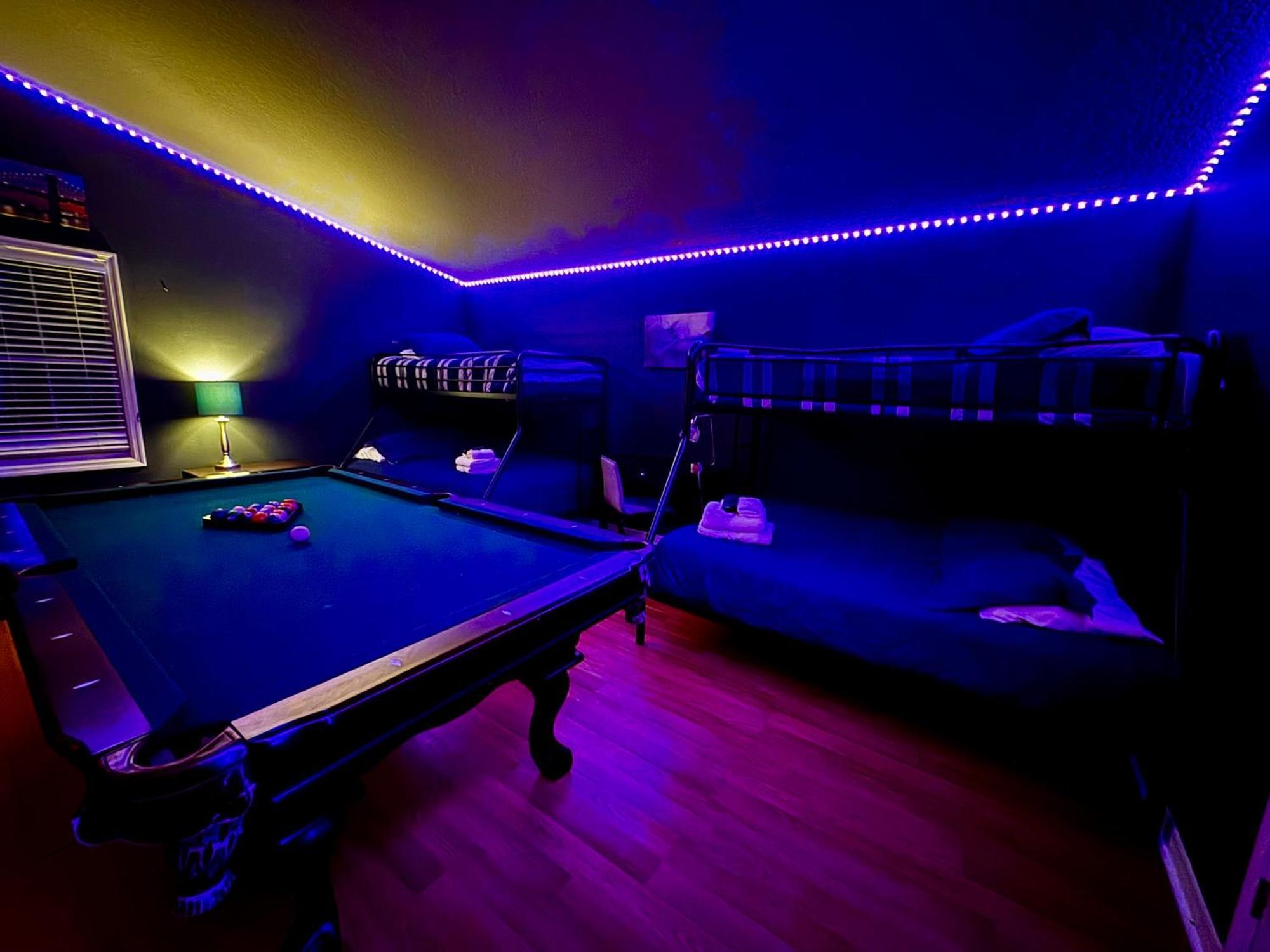 Spacious Lakefront House With Pool, Hottub, & Boating ออร์ลันโด ภายนอก รูปภาพ